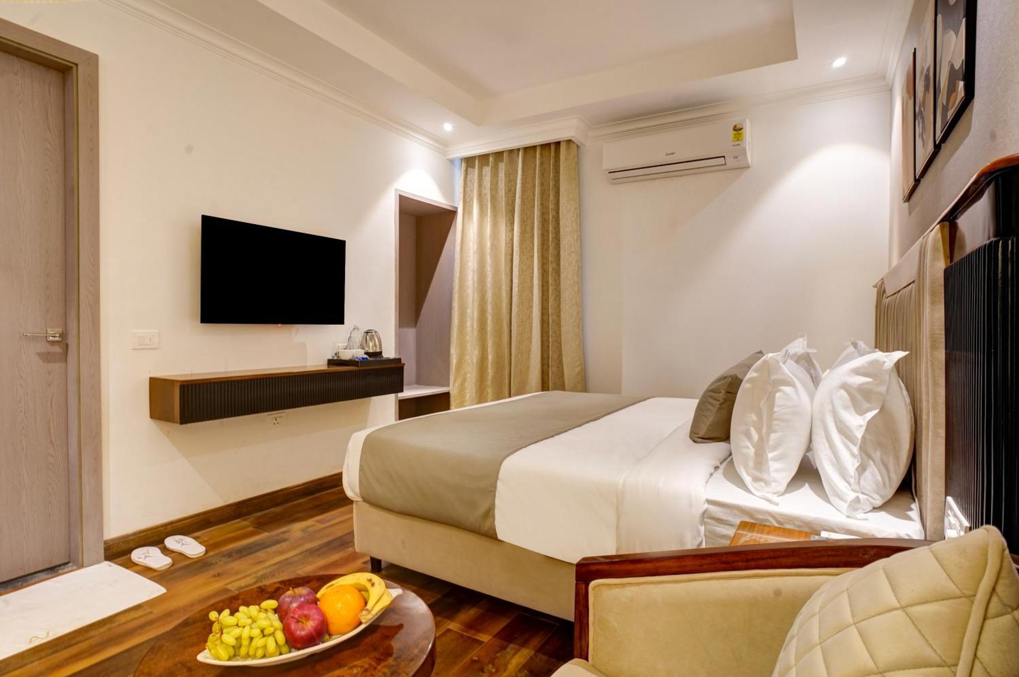 Iva Premium Delhi Airport With Airport Drop Hotel นิวเดลี ภายนอก รูปภาพ
